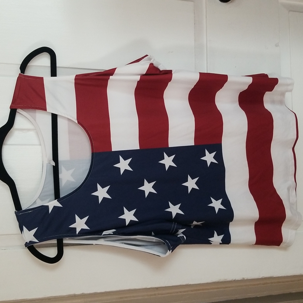 Stars & stripes cold shoulder top